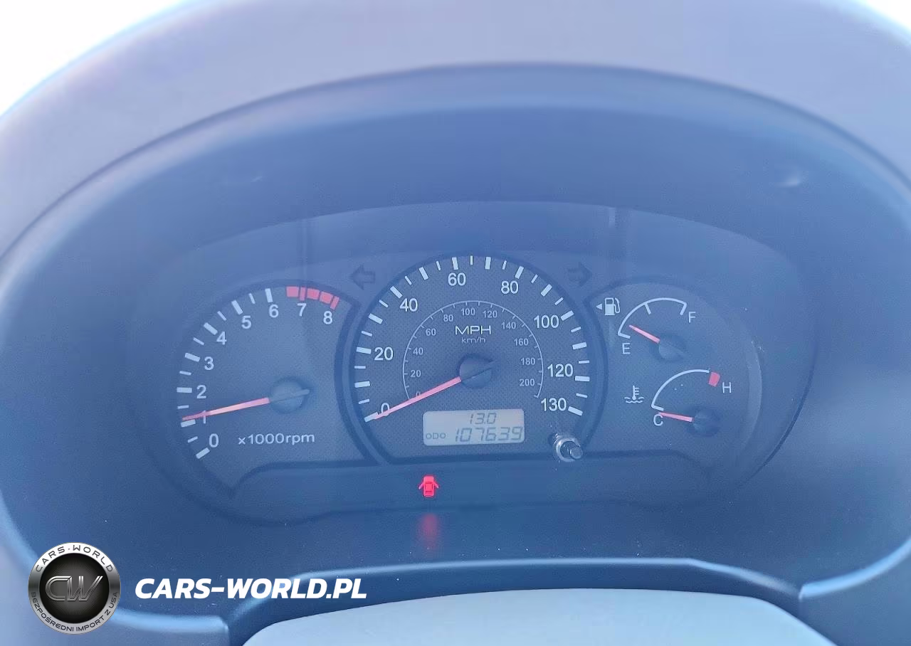 2004 Hyundai Accent Gl VIN:KMHCG45C84U567604 - 9