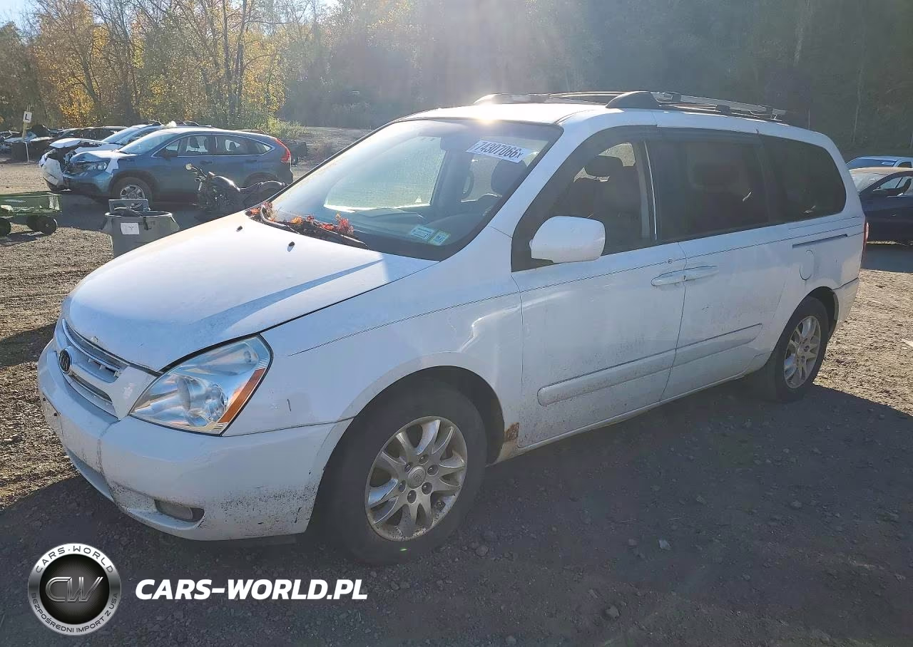 2008 Kia Sedona Lx