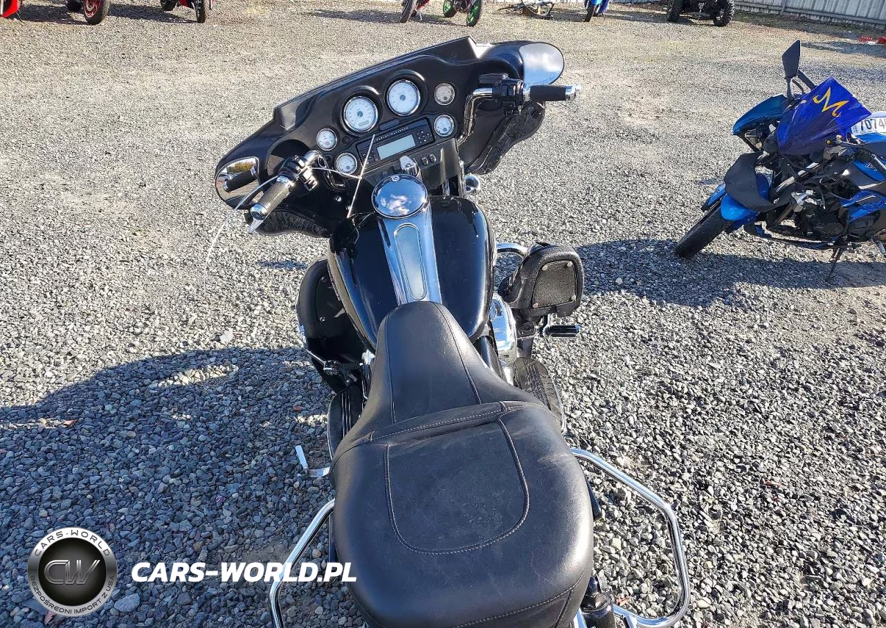 2012 Harley-Davidson Flhx Street Glide VIN:1HD1KBM17CB653462 - 6
