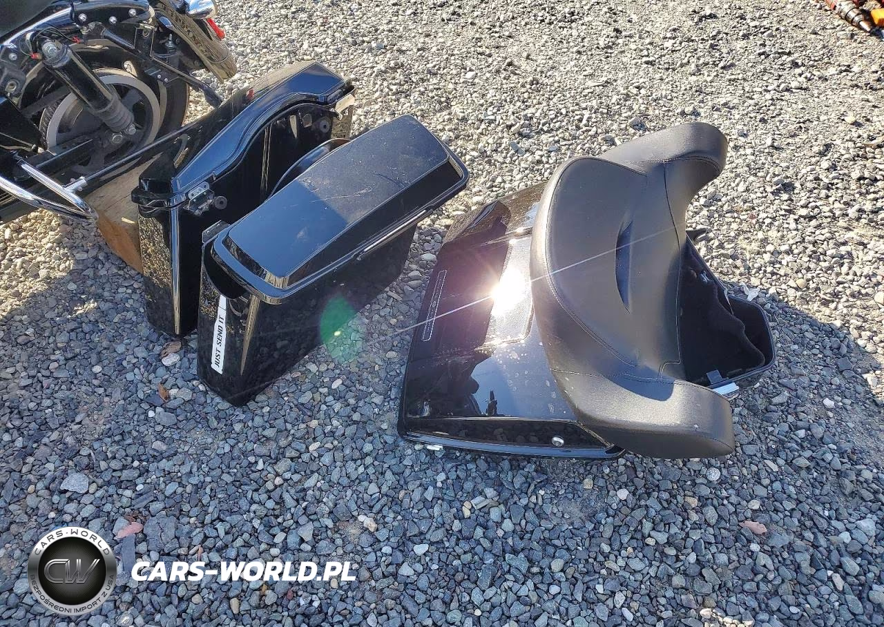 2012 Harley-Davidson Flhx Street Glide VIN:1HD1KBM17CB653462 - 9