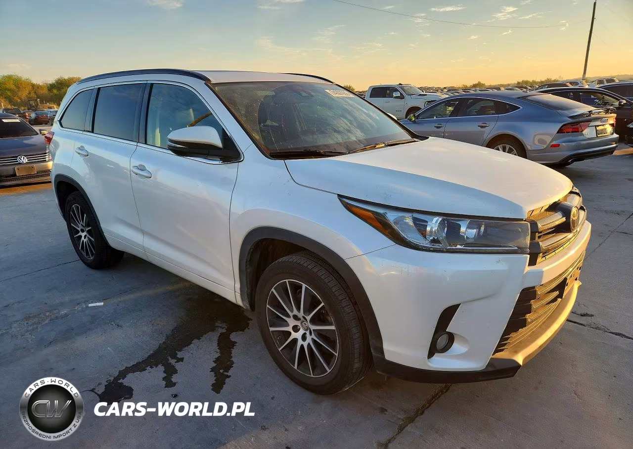 2018 Toyota Highlander Se VIN:5TDKZRFH2JS288098 - 4