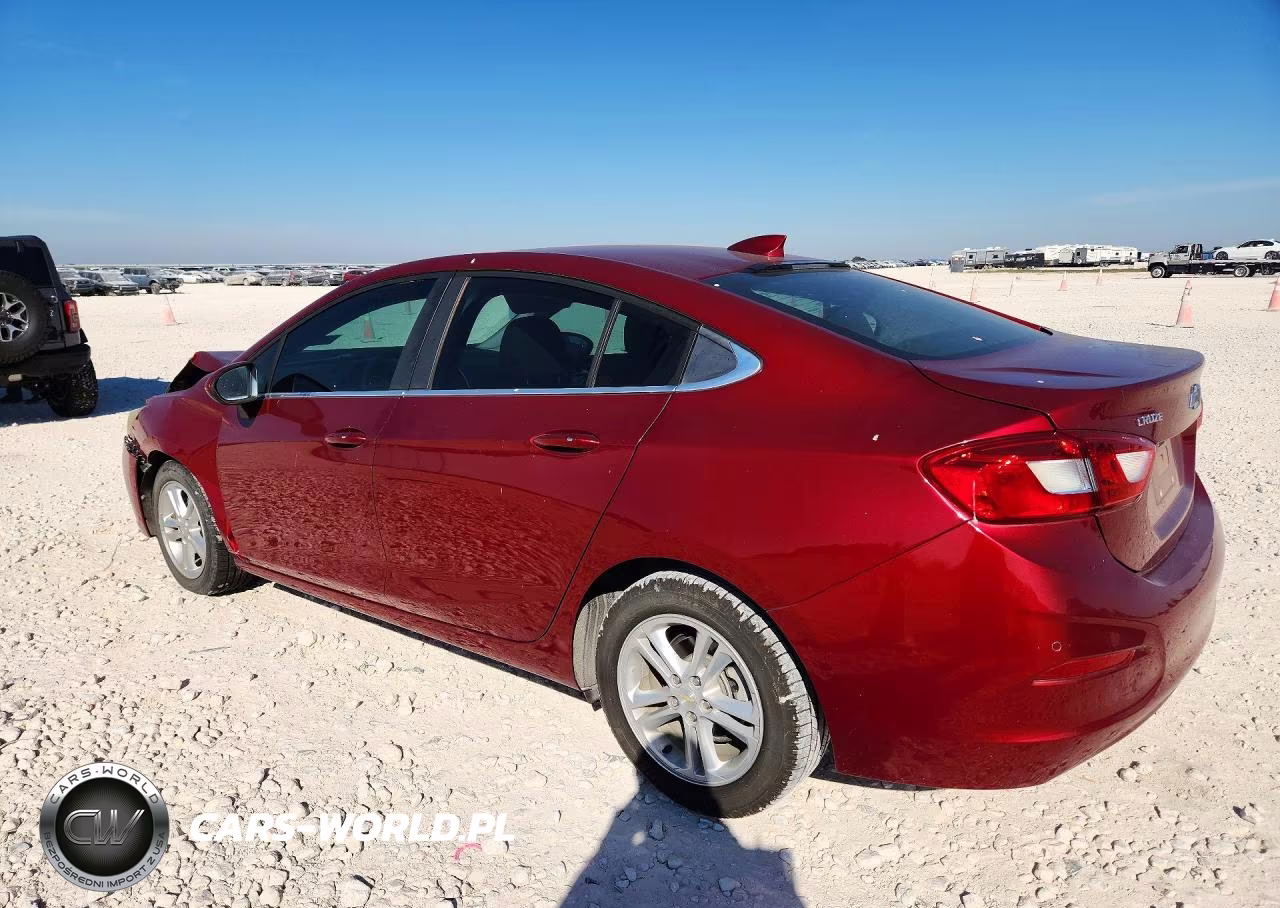 2018 Chevrolet Cruze Lt VIN:1G1BE5SM4J7143347 - 2