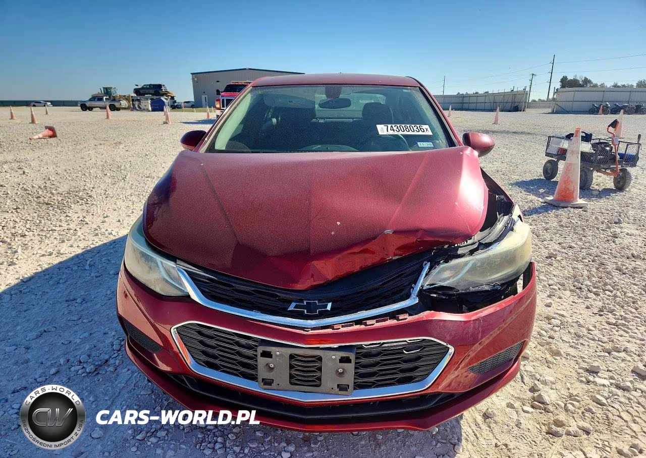2018 Chevrolet Cruze Lt VIN:1G1BE5SM4J7143347 - 5