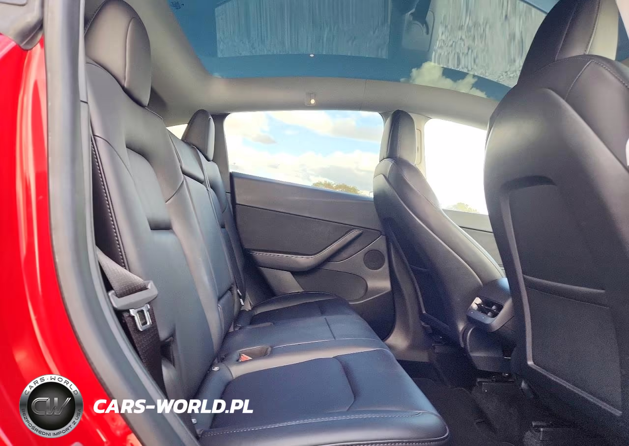 2022 Tesla Model Y VIN:7SAYGDEF4NF406216 - 11