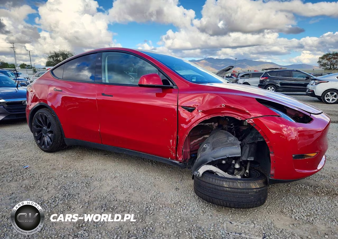 2022 Tesla Model Y VIN:7SAYGDEF4NF406216 - 4