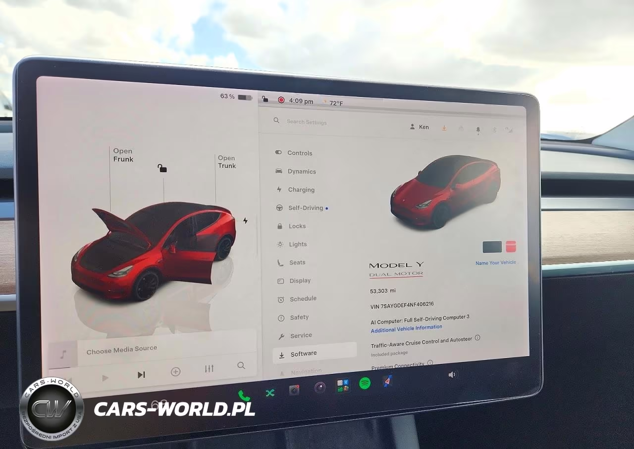 2022 Tesla Model Y VIN:7SAYGDEF4NF406216 - 9