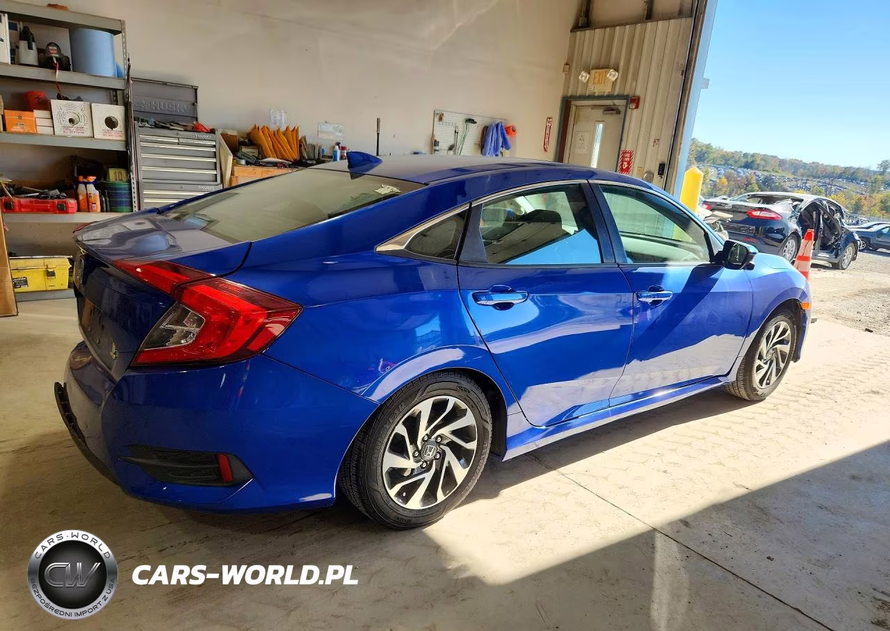 2018 Honda Civic Ex VIN:2HGFC2F7XJH558972 - 3