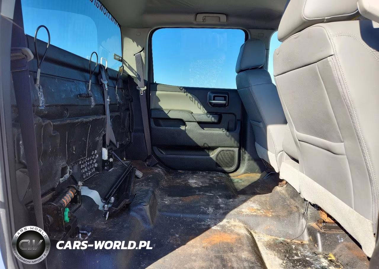 2019 Chevrolet Silverado C2500 Heavy Duty VIN:1GC1CREGXKF191156 - 10