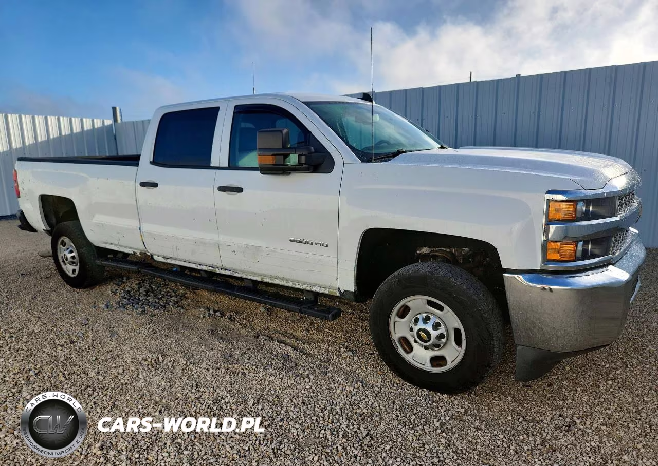 2019 Chevrolet Silverado C2500 Heavy Duty VIN:1GC1CREGXKF191156 - 4