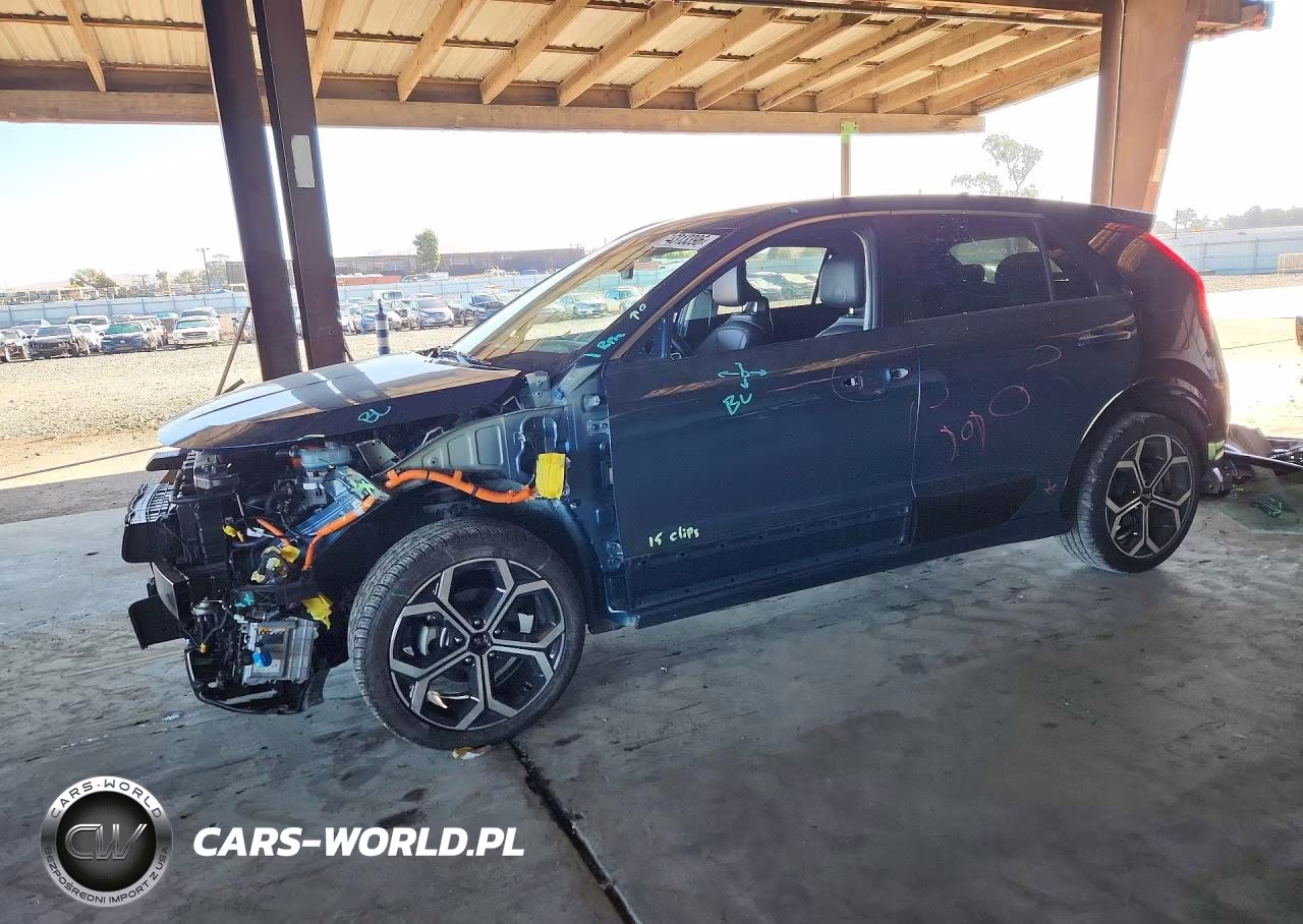2023 Kia Niro Sx Touring VIN:KNDCR3LF9P5086815 - 1