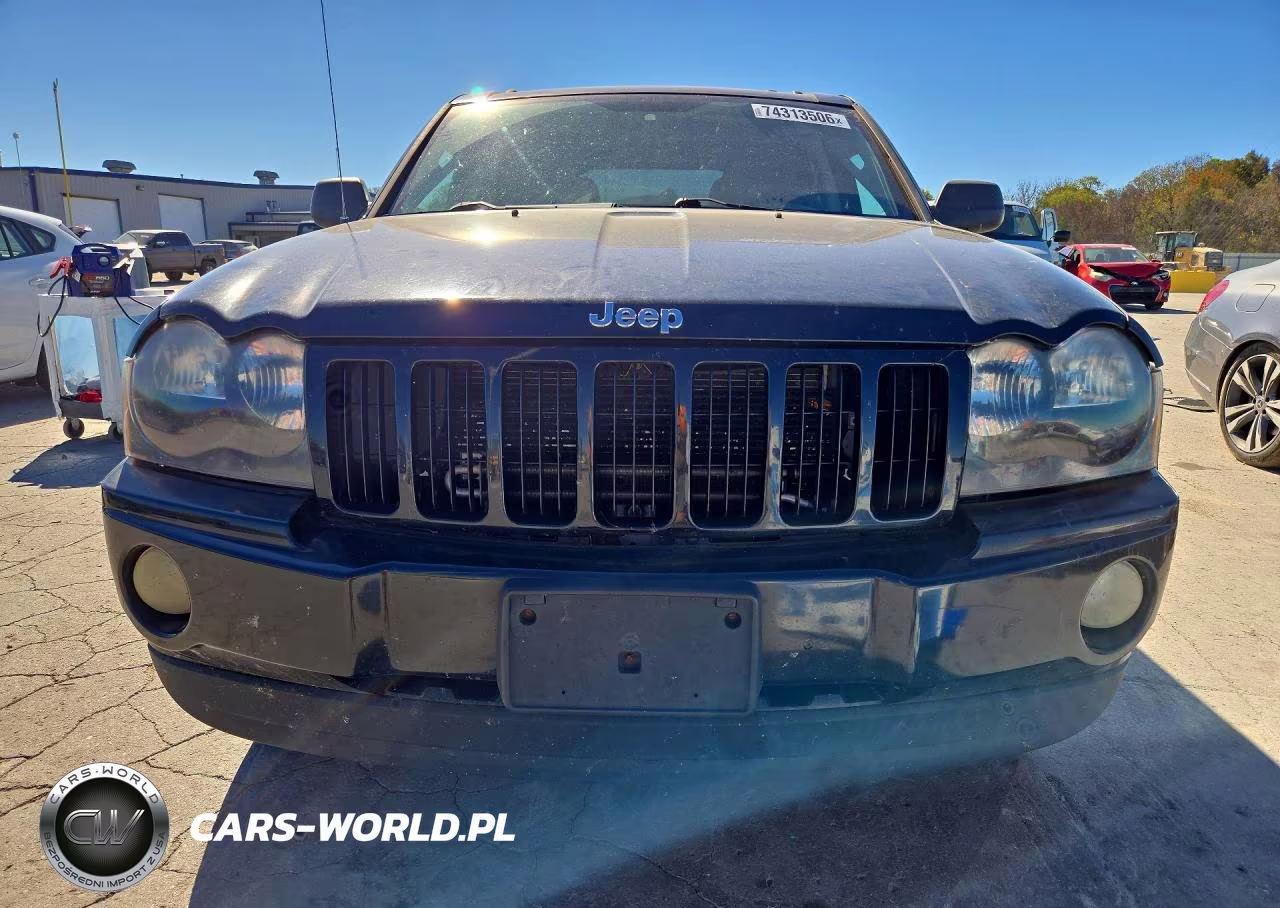 2005 Jeep Grand Cherokee Laredo VIN:1J4GS48K05C656902 - 5