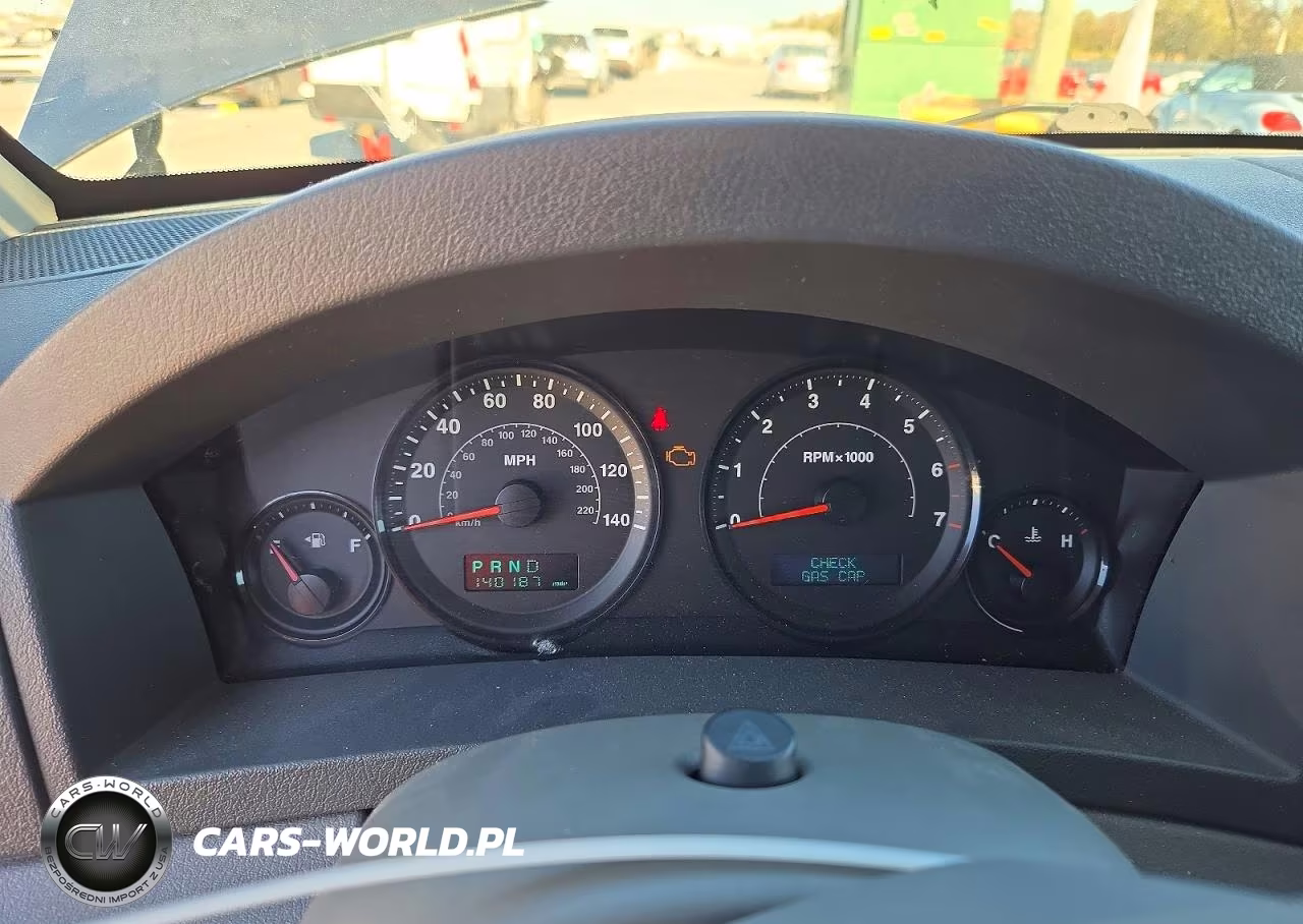 2005 Jeep Grand Cherokee Laredo VIN:1J4GS48K05C656902 - 9