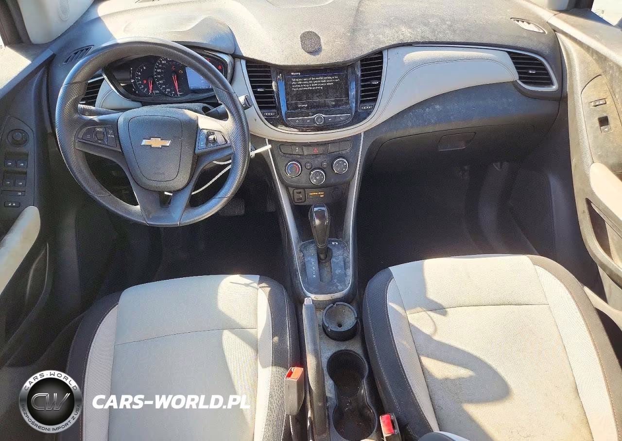 2019 Chevrolet Trax Ls VIN:3GNCJKSB2KL212884 - 8