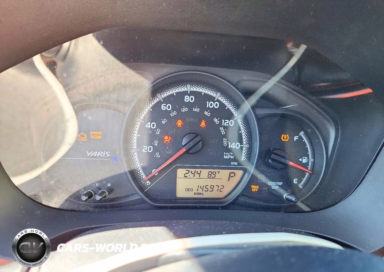 2015 Toyota Yaris 5-Door L VIN:VNKKTUD39FA027882 - 9