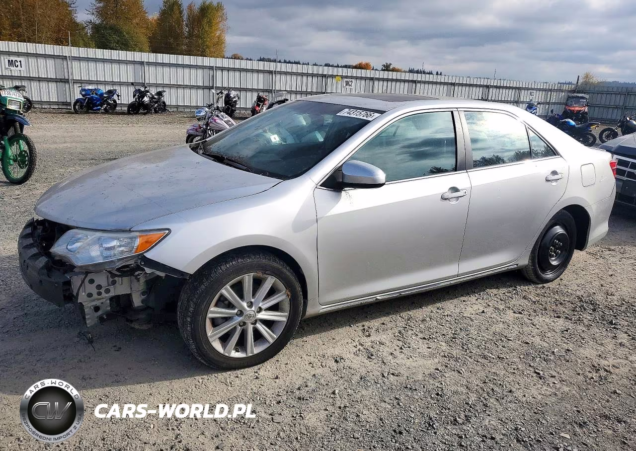 2012 Toyota Camry Xle – zdjęcie 1 z 13
