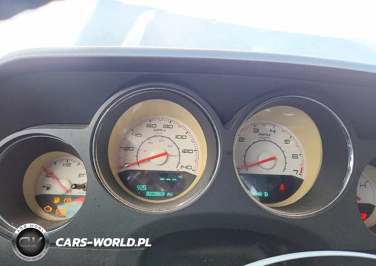 2013 Dodge Challenger Sxt VIN:2C3CDYAG1DH612435 - 9