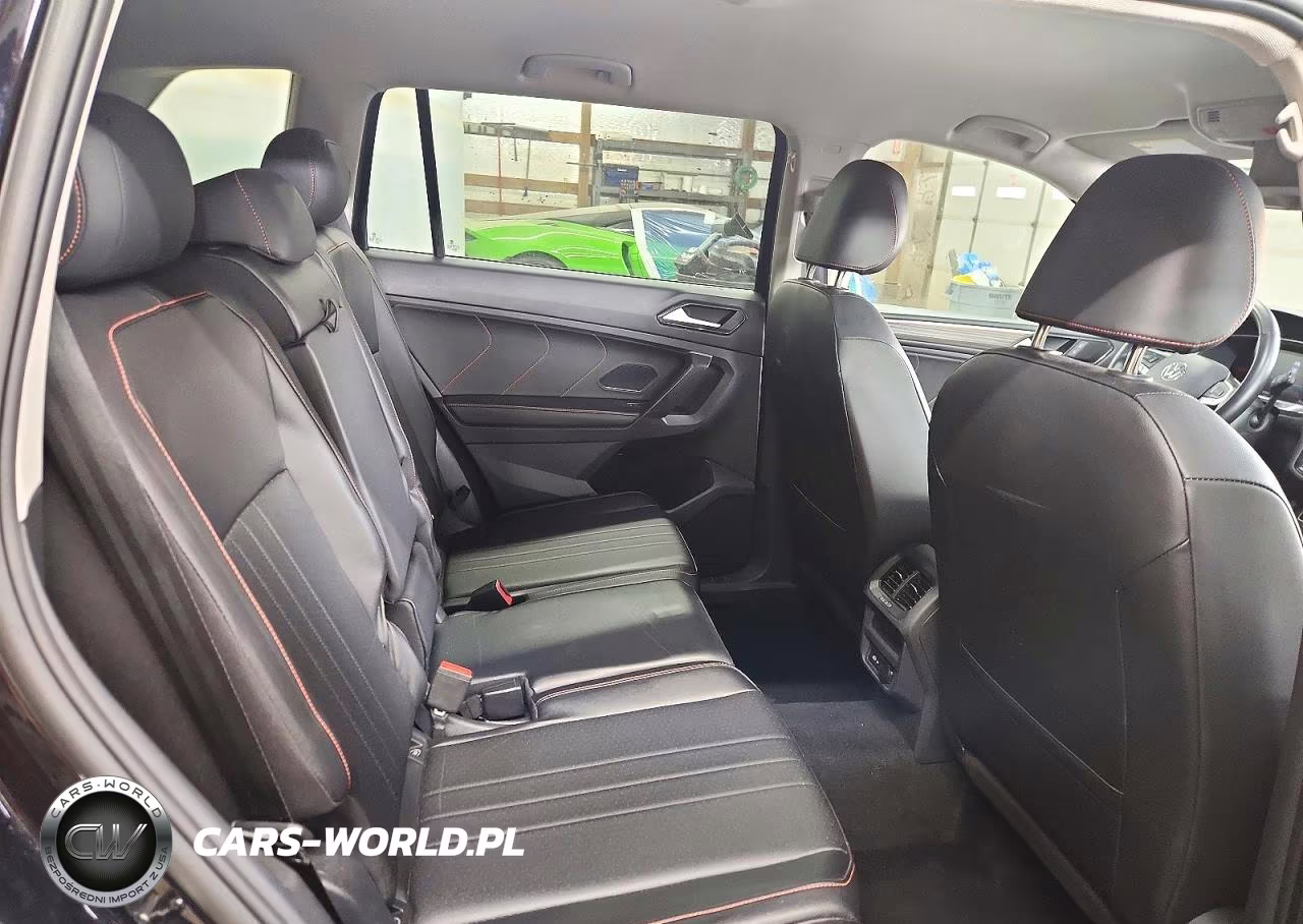 2024 Volkswagen Tiguan Wolfsburg VIN:3VV5B7AX4RM226557 - 10