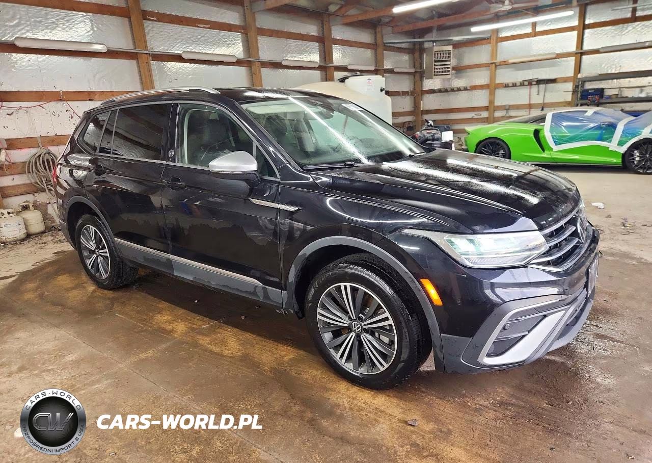 2024 Volkswagen Tiguan Wolfsburg VIN:3VV5B7AX4RM226557 - 4