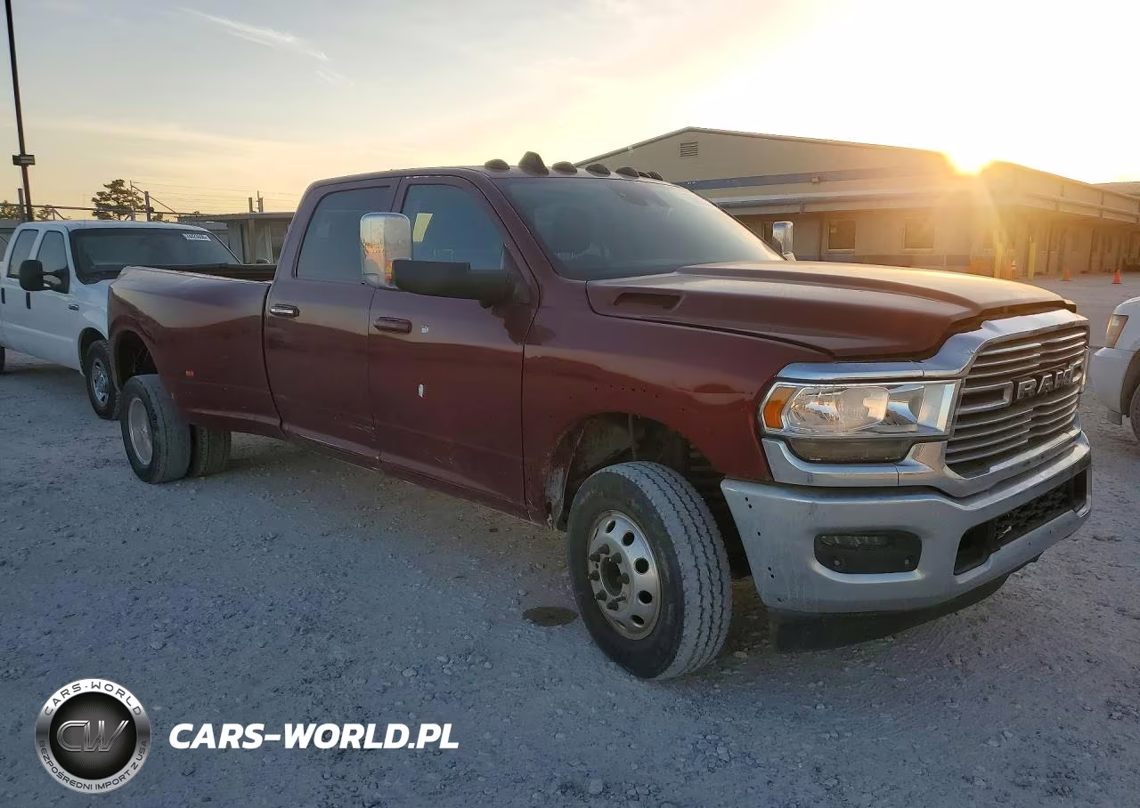 2020 Ram 3500 Laramie VIN:3C63RRJL7LG128260 - 4