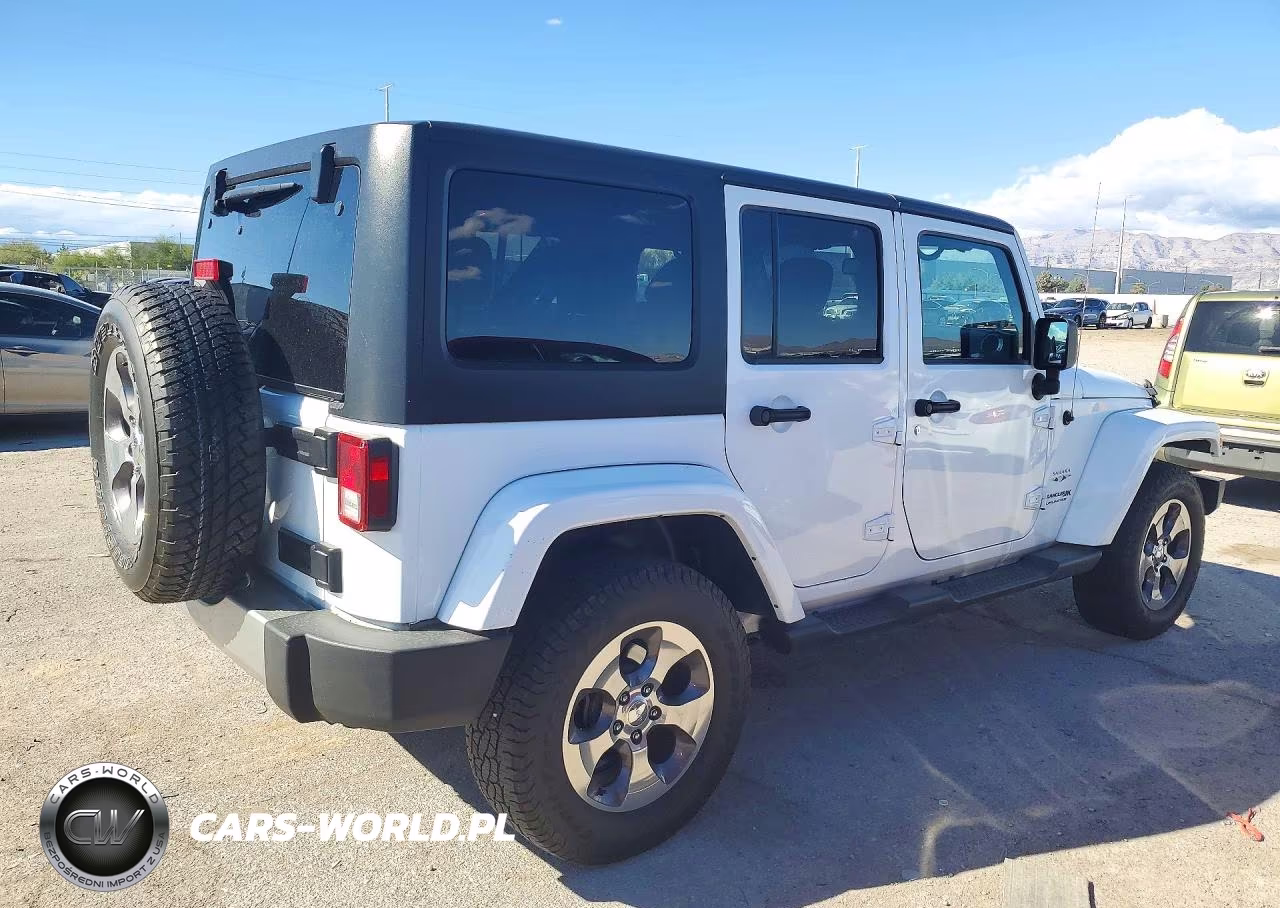 2018 Jeep Wrangler Unlimited Sahara VIN:1C4HJWEG9JL931170 - 3