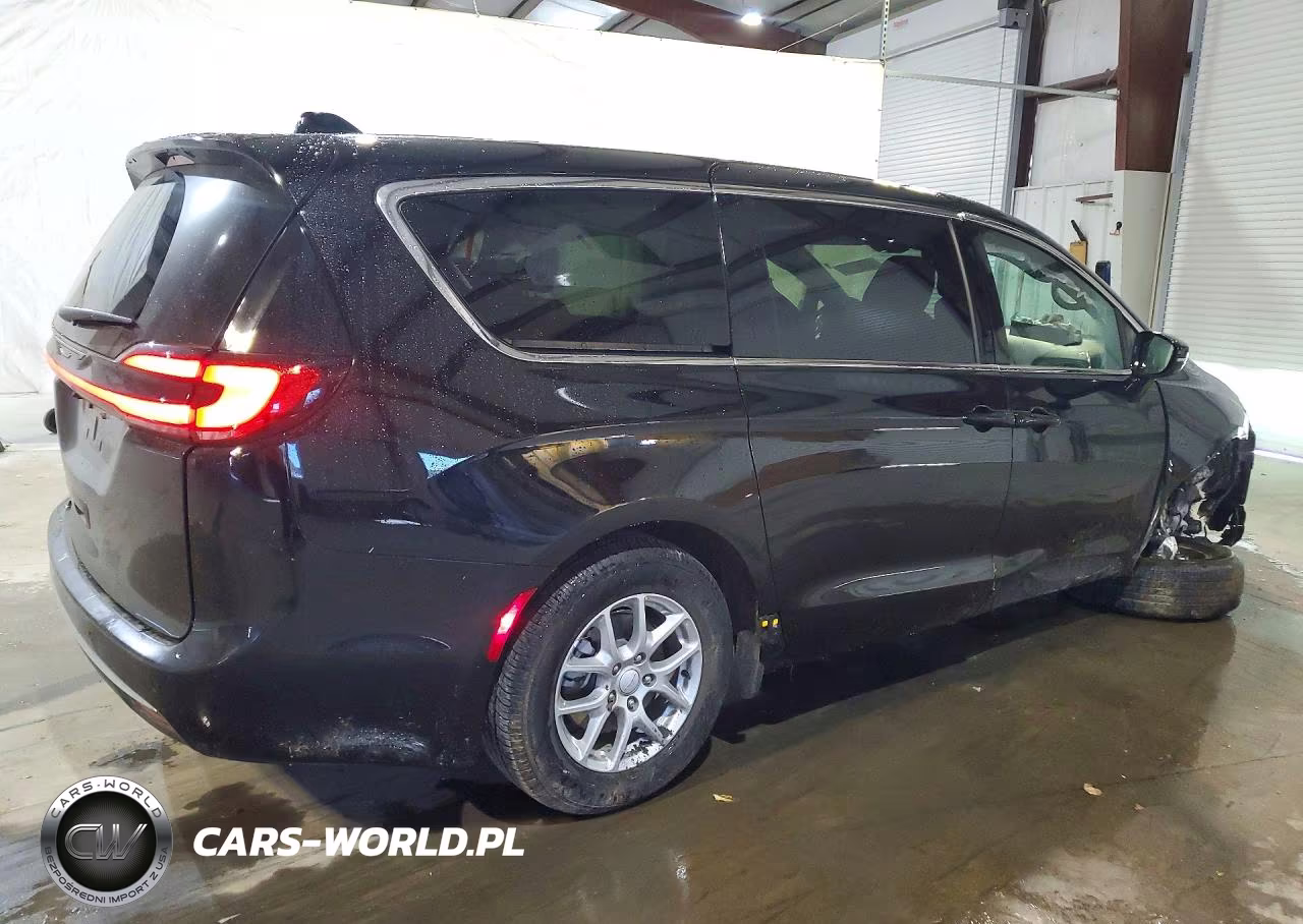2027 Chrysler Pacifica Select VIN:2C4RC1BG5VR580986 - 3