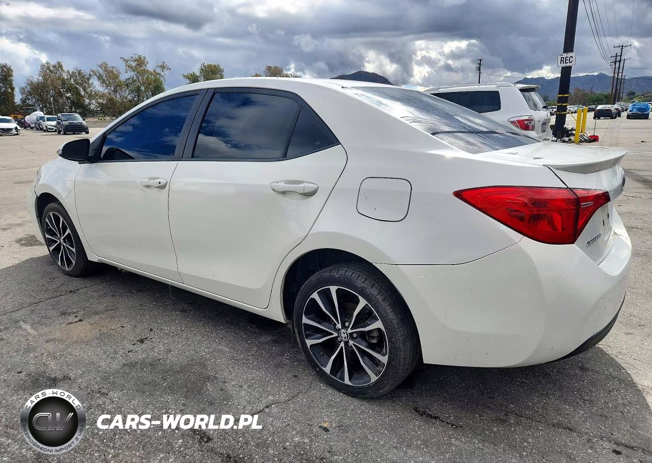 2018 Toyota Corolla Se VIN:5YFBURHE1JP816479 - 2