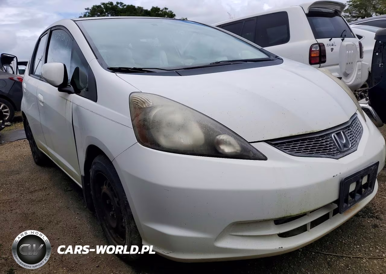 2012 Honda Fit VIN:JHMGE8H30CC035703 - 4