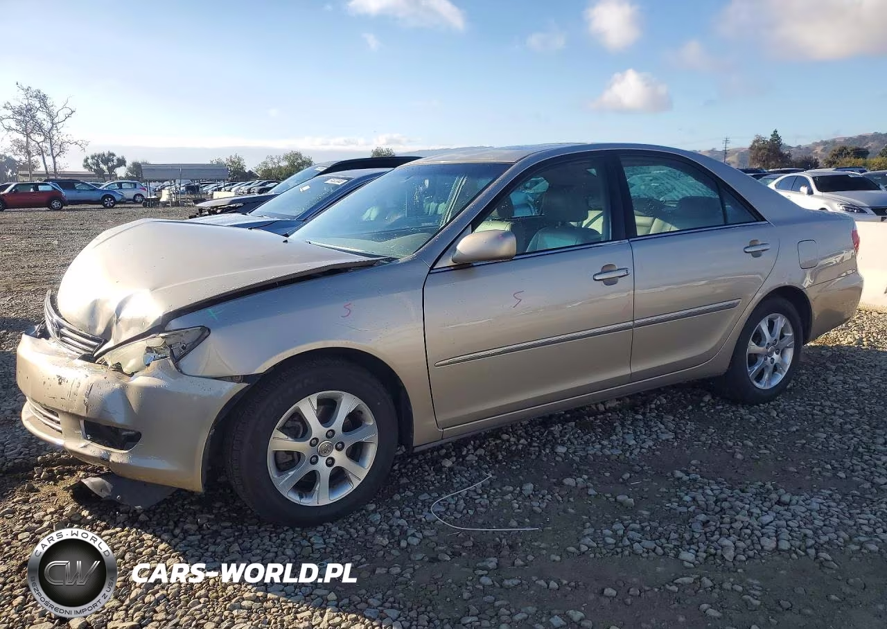 2005 Toyota Camry Xle V6 – zdjęcie 1 z 13