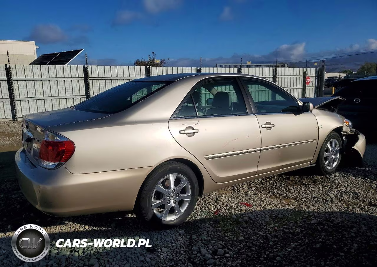 2005 Toyota Camry Xle V6 VIN:4T1BF30K45U593643 - 3