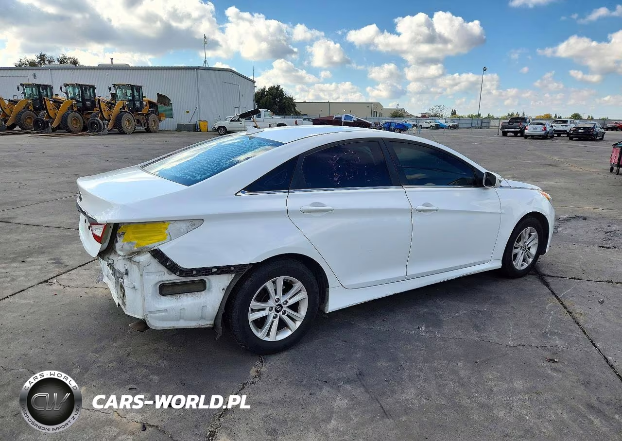 2014 Hyundai Sonata Gls VIN:5NPEB4AC5EH934956 - 3