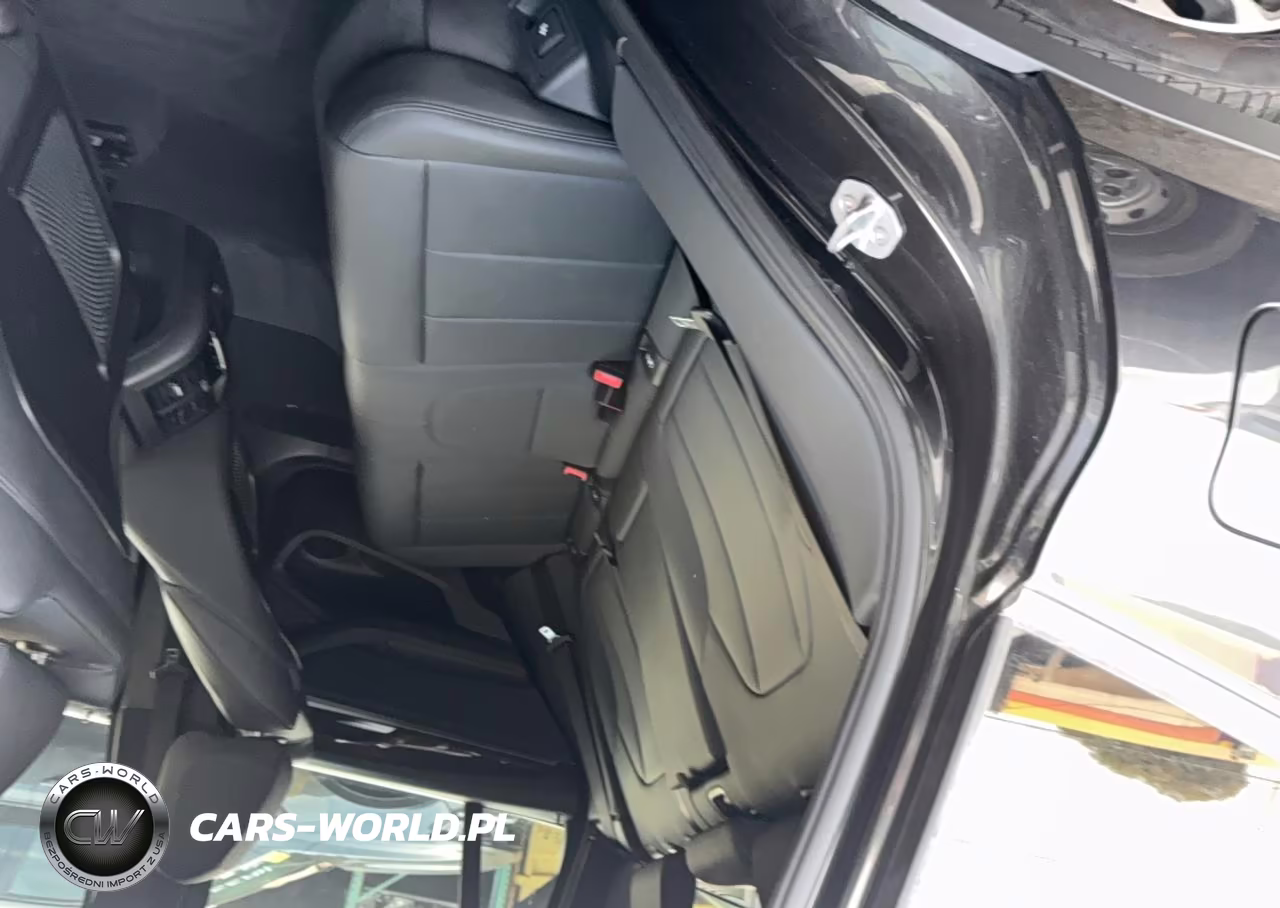 2019 BMW X3 xDrive30I VIN:5UXTR9C54KLE19504 - 6