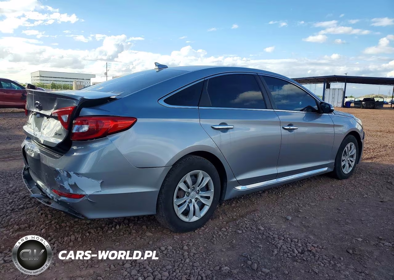 2016 Hyundai Sonata Sport VIN:5NPE34AF7GH434257 - 3