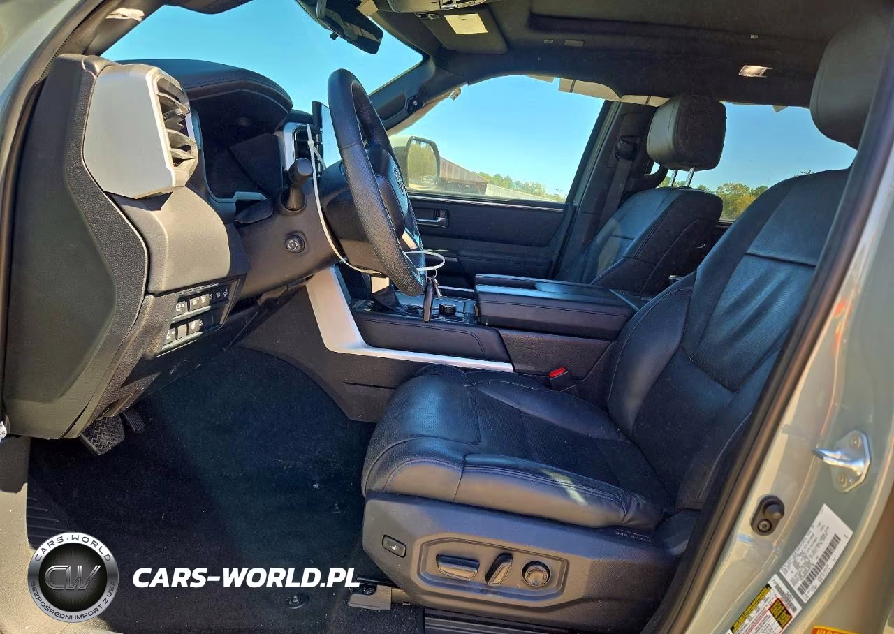 2025 Toyota Sequoia Platinum VIN:7SVAAABA5SX053760 - 7