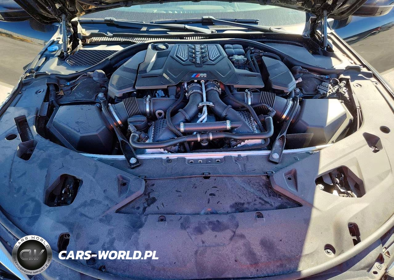 2022 BMW M8 VIN:WBSGV0C02NCG81596 - 11