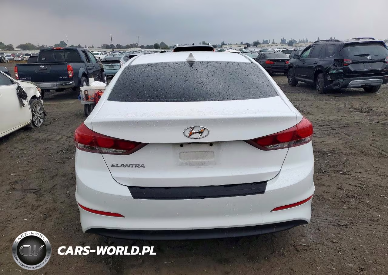 2018 Hyundai Elantra Value Edition VIN:5NPD84LF6JH261400 - 6