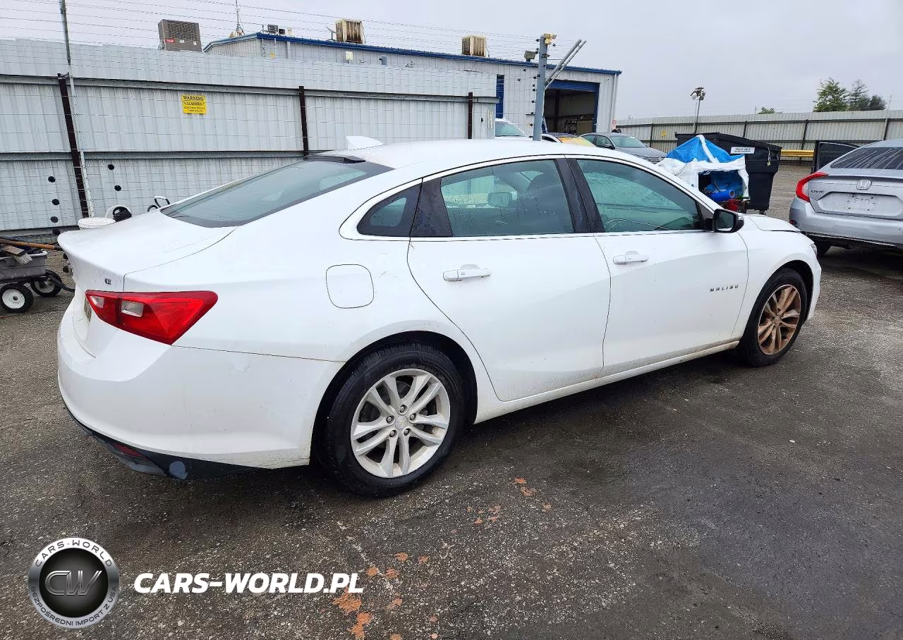 2017 Chevrolet Malibu Lt VIN:1G1ZE5ST4HF206288 - 3