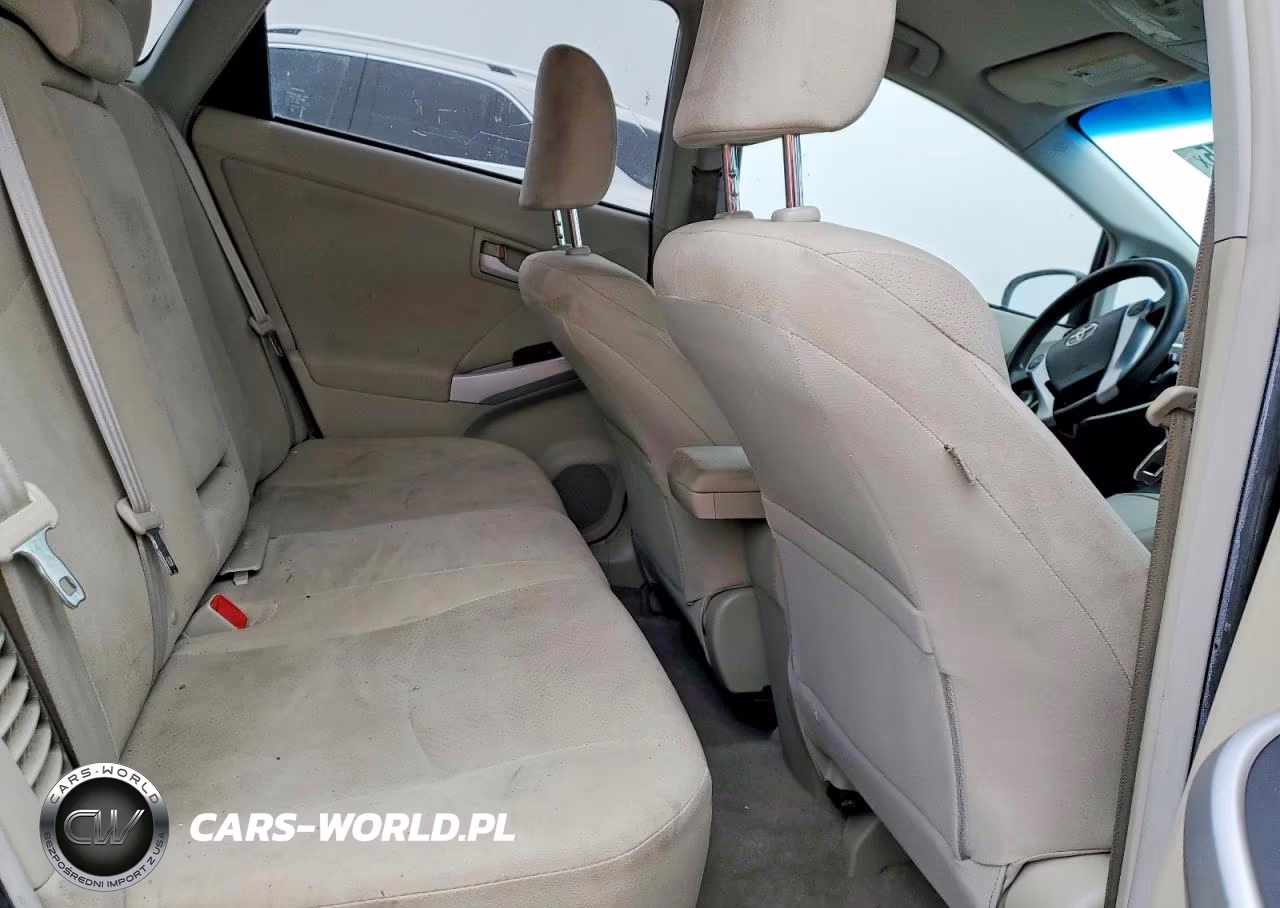2011 Toyota Prius VIN:JTDKN3DU2B1452750 - 10