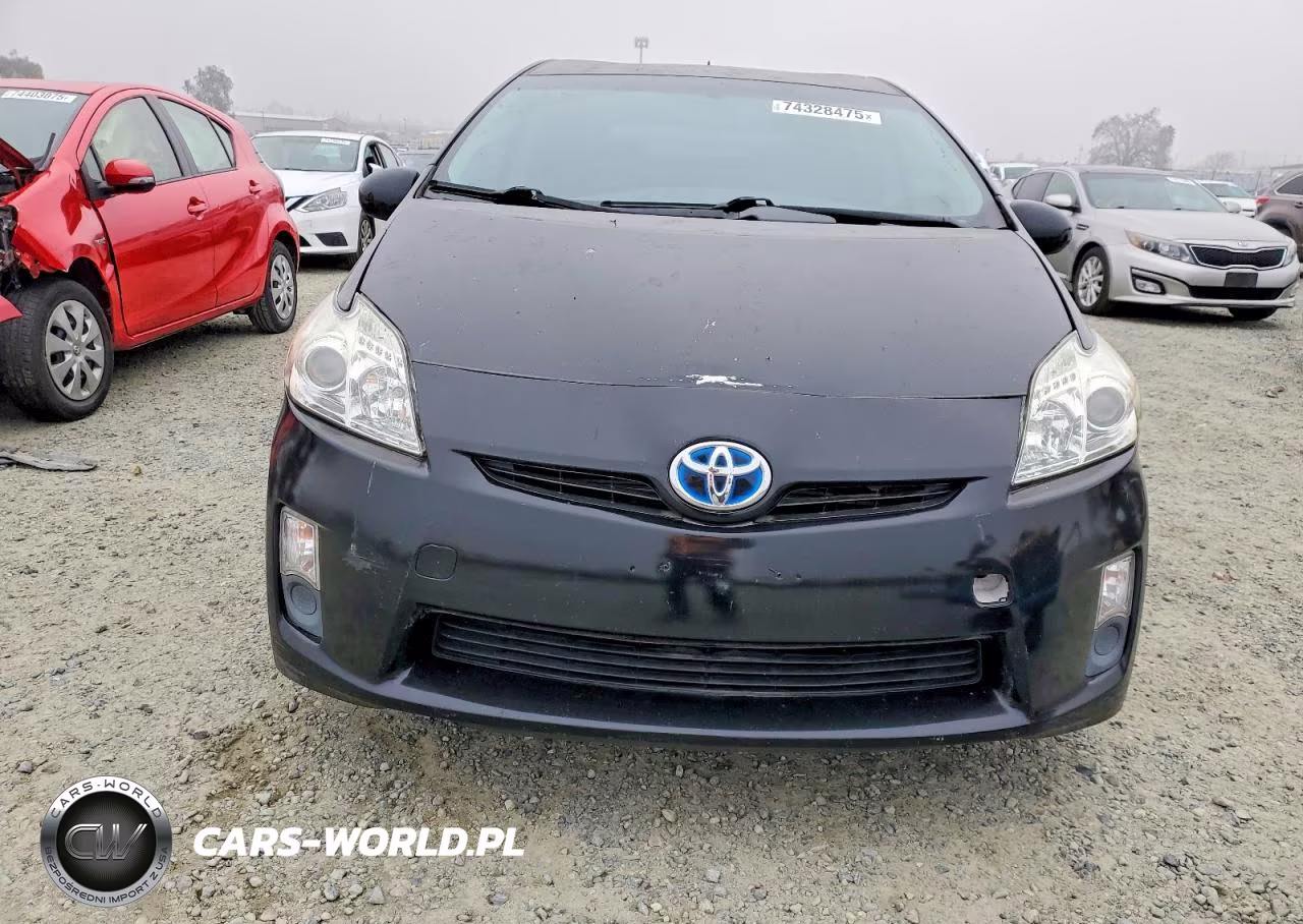 2011 Toyota Prius VIN:JTDKN3DU2B1452750 - 5