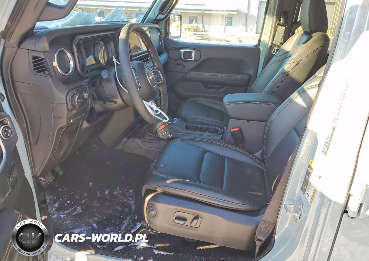 2024 Jeep Wrangler Sahara 4Xe VIN:1C4RJXP65RW293556 - 7