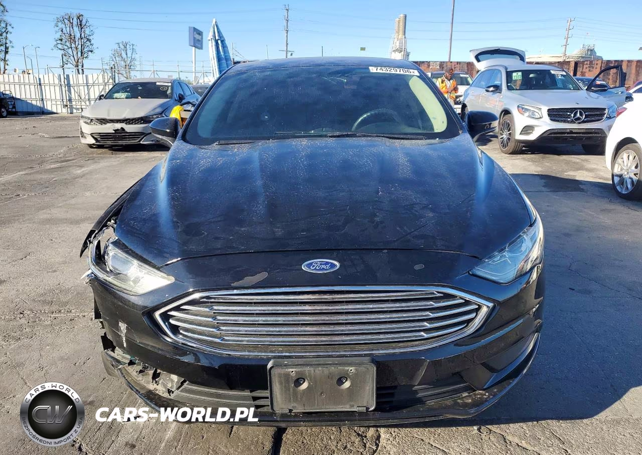 2017 Ford Fusion Se VIN:3FA6P0H71HR229358 - 5