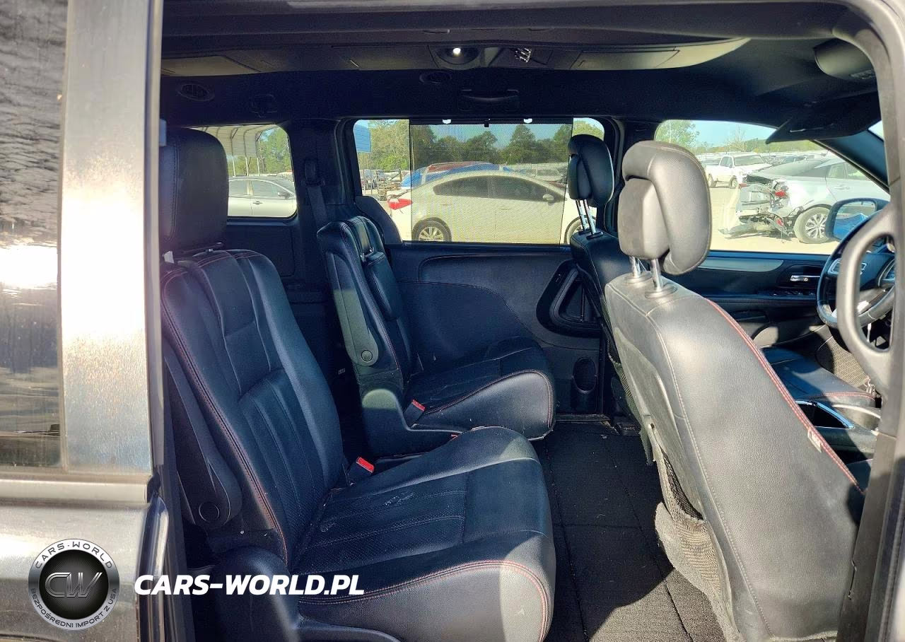 2018 Dodge Grand Caravan Gt VIN:2C4RDGEG6JR282145 - 11