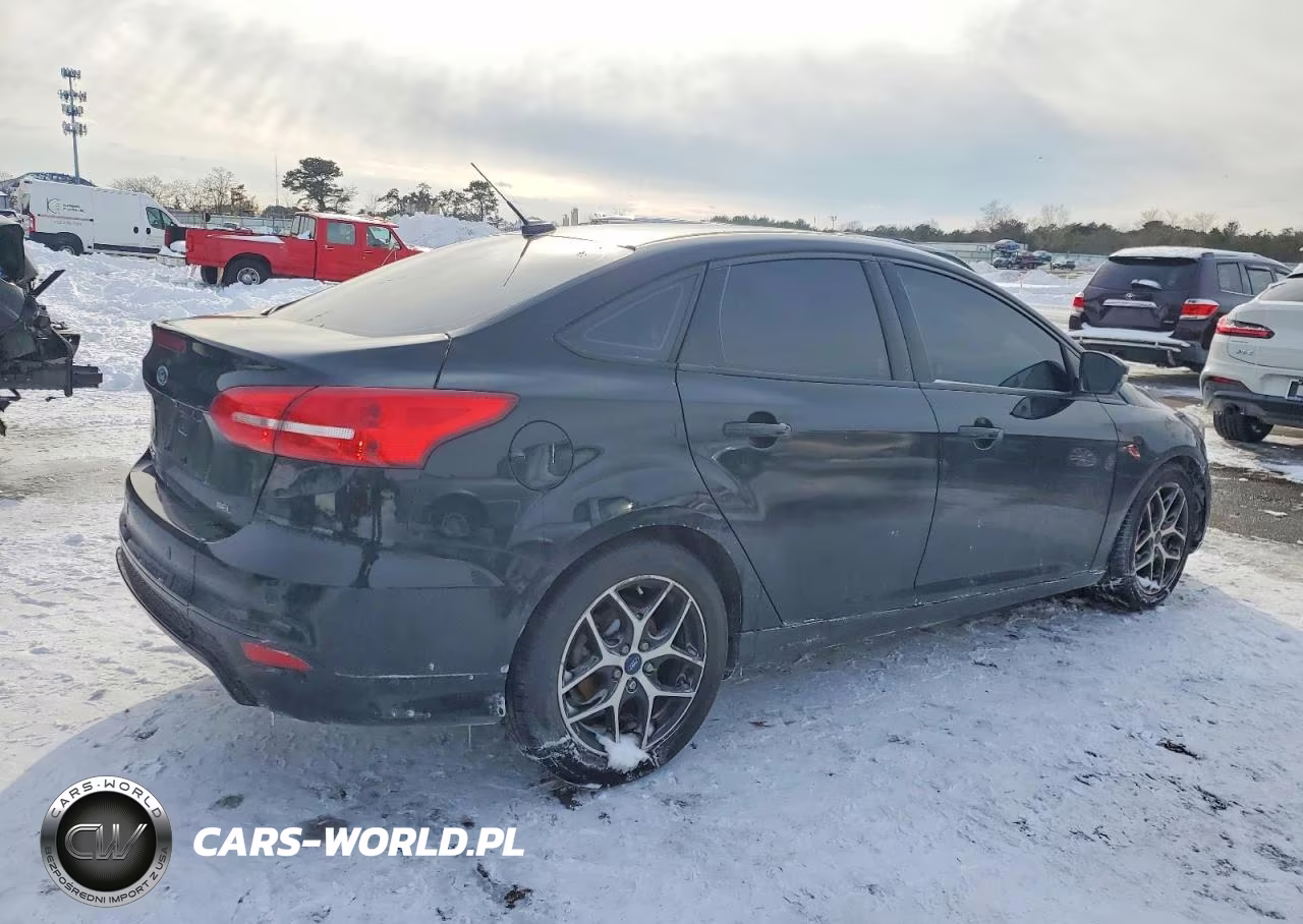 2019 Ford Fusion VIN:1FADP3H27JL285466 - 3