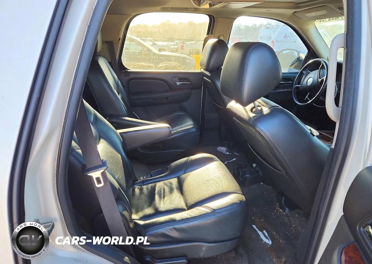 2011 Chevrolet Tahoe K1500 Ltz VIN:1GNSKCE08BR195929 - 11