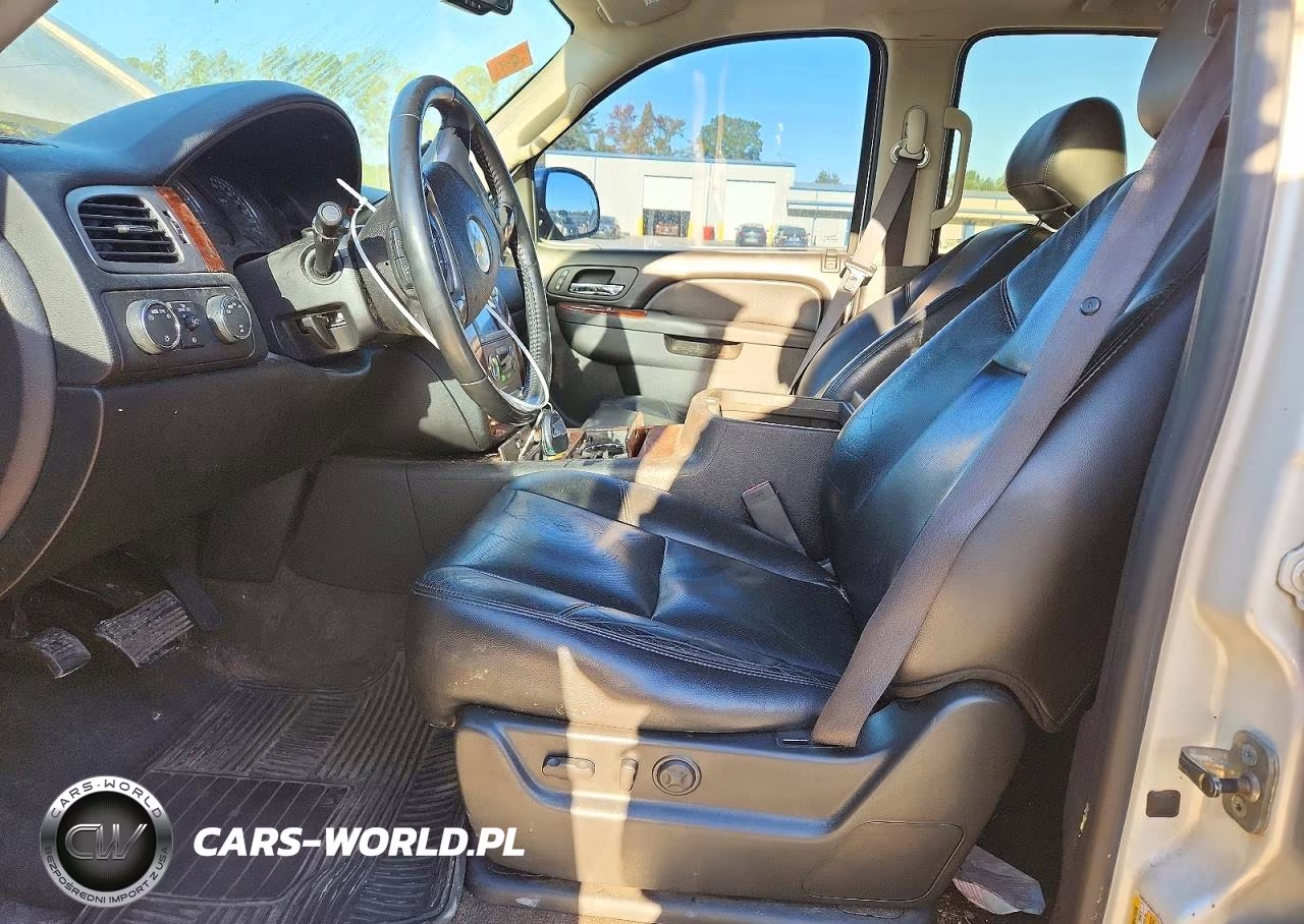 2011 Chevrolet Tahoe K1500 Ltz VIN:1GNSKCE08BR195929 - 7
