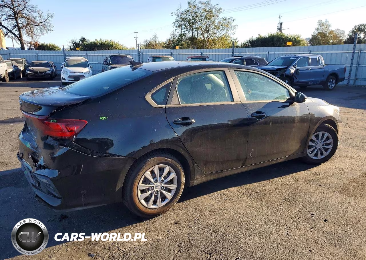 2021 Kia Forte Fe VIN:3KPF24AD5ME304953 - 3