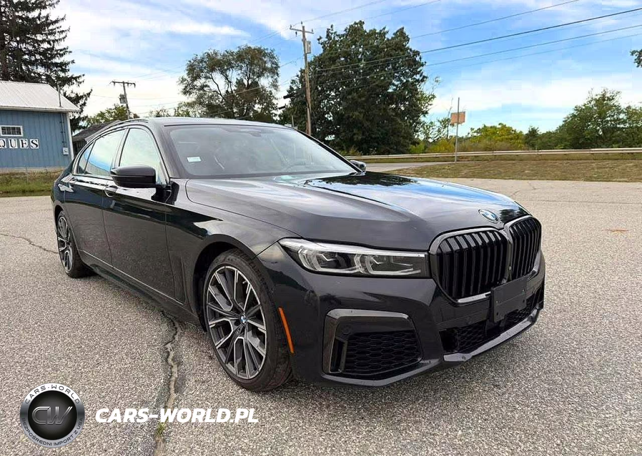 2022 BMW 740 Xi