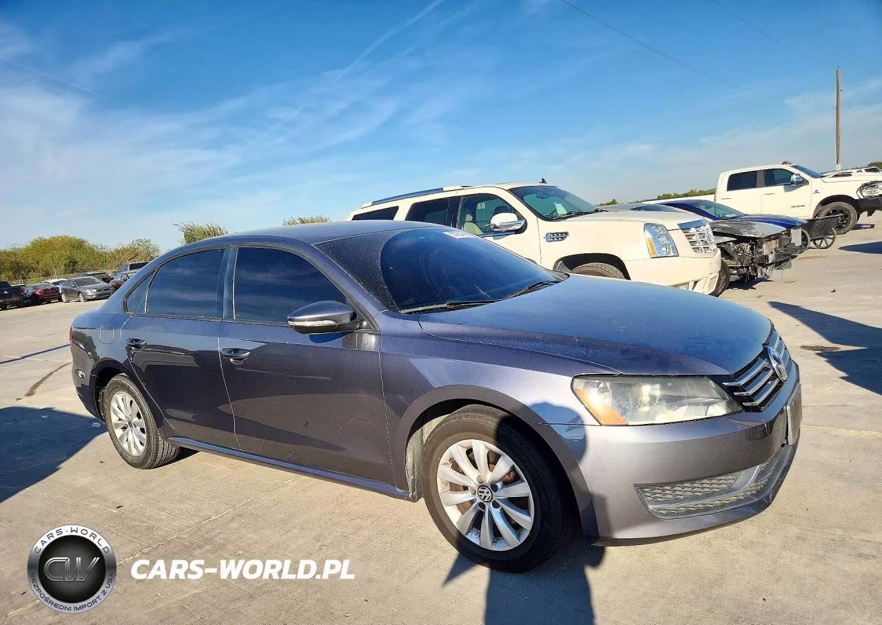 2012 Volkswagen Passat S VIN:1VWAH7A39CC046179 - 4