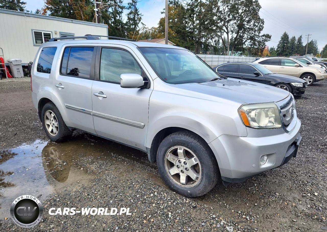 2010 Honda Pilot Touring VIN:5FNYF4H91AB024547 - 4