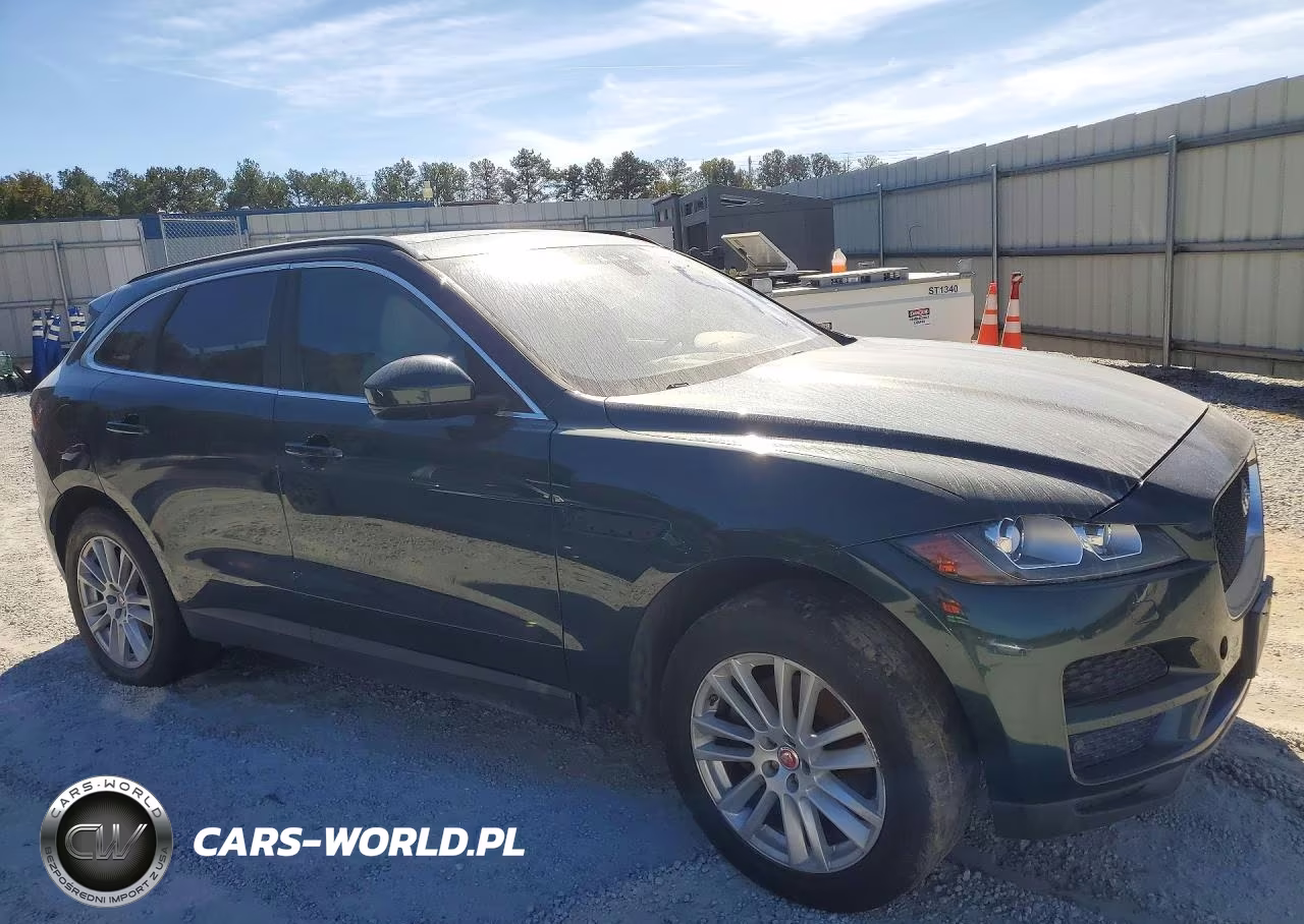 2017 Jaguar F-Pace Premium VIN:SADCJ2BV7HA092264 - 4