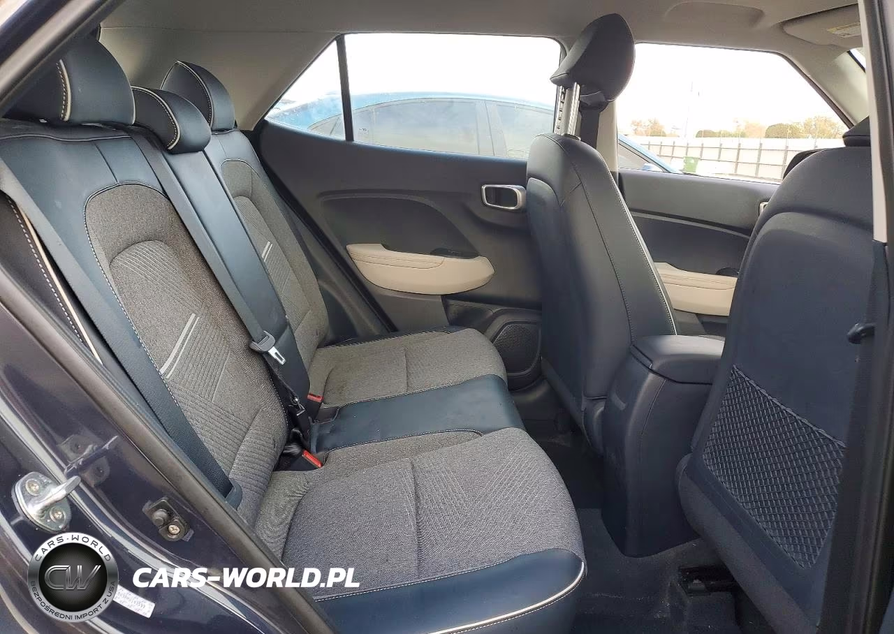 2023 Hyundai Venue VIN:KMHRC8A38NU143599 - 11